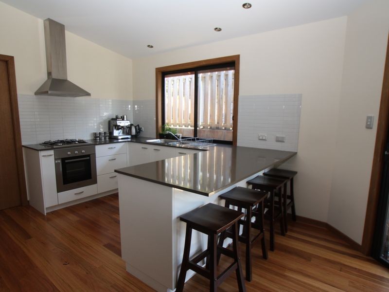 7 Shara Boulevarde, Ocean Shores NSW 2483