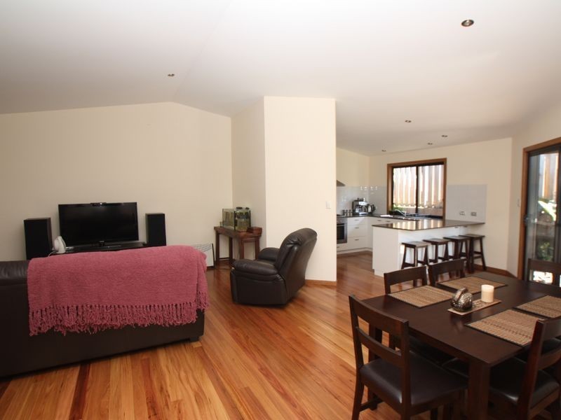 7 Shara Boulevarde, Ocean Shores NSW 2483