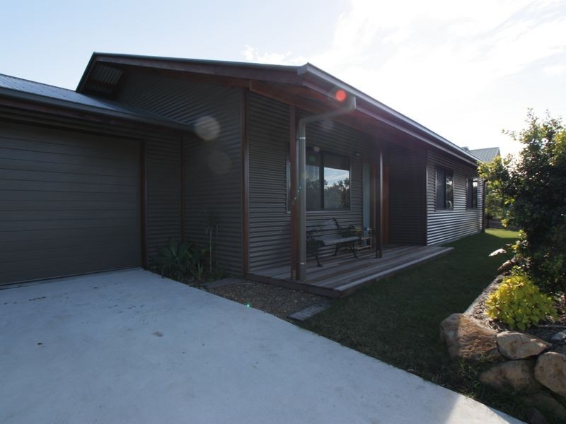 7 Shara Boulevarde, Ocean Shores NSW 2483