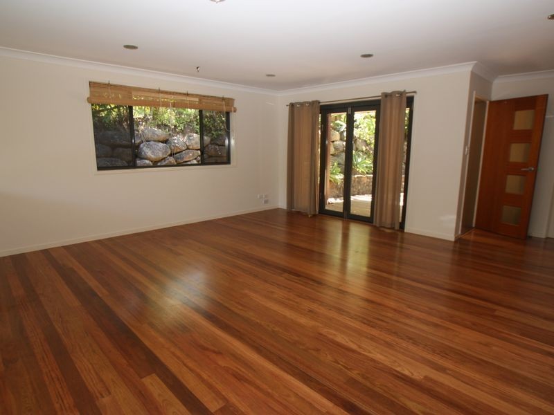 9B Yamble Drive, Ocean Shores NSW 2483