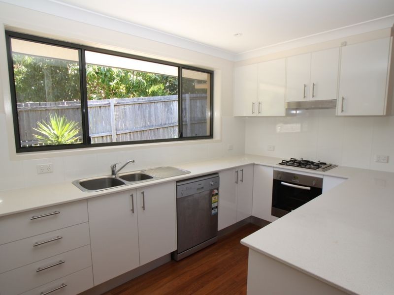 9B Yamble Drive, Ocean Shores NSW 2483