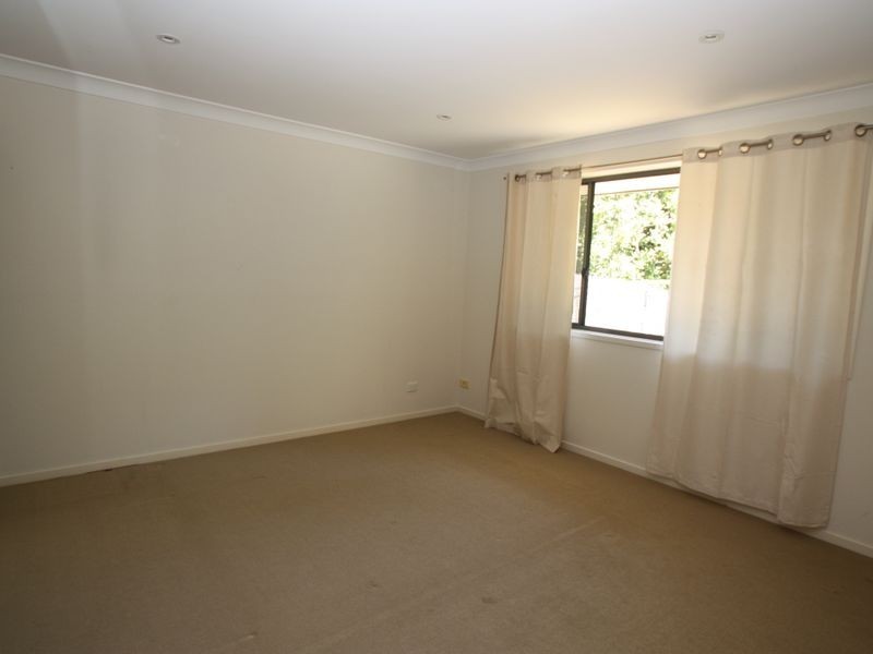 9B Yamble Drive, Ocean Shores NSW 2483
