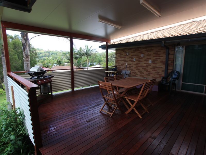 9 Tathra Glen, Ocean Shores NSW 2483