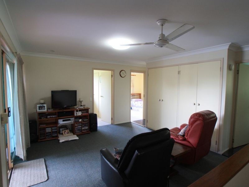 9 Tathra Glen, Ocean Shores NSW 2483