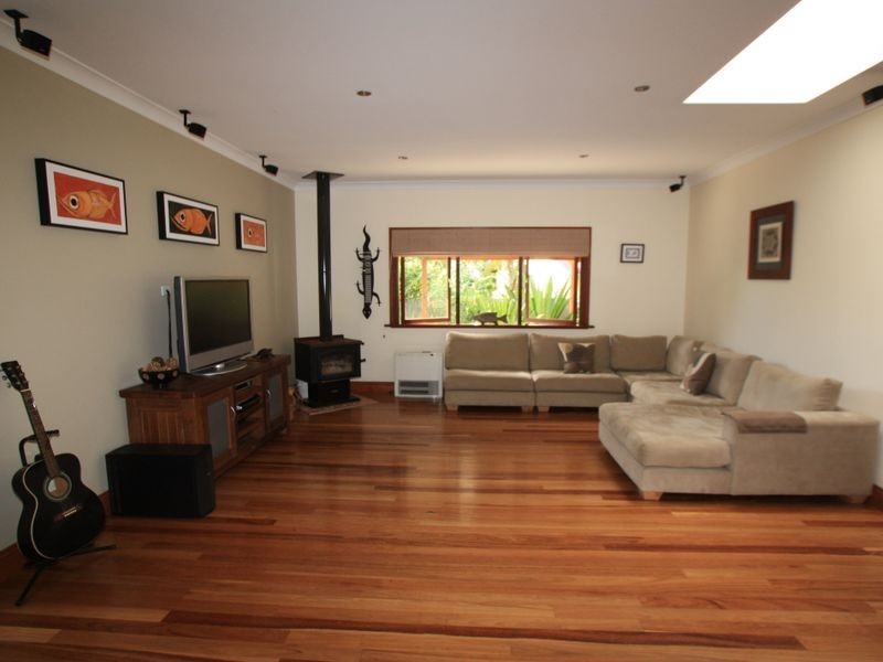 5 Aldinga Court, Ocean Shores NSW 2483