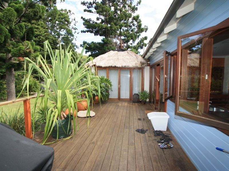 5 Aldinga Court, Ocean Shores NSW 2483