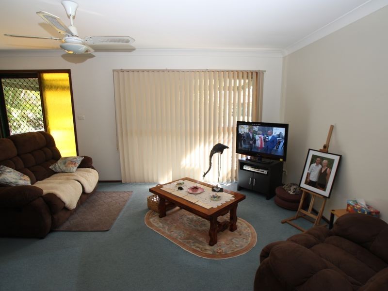 7 Kiah Close, Ocean Shores NSW 2483