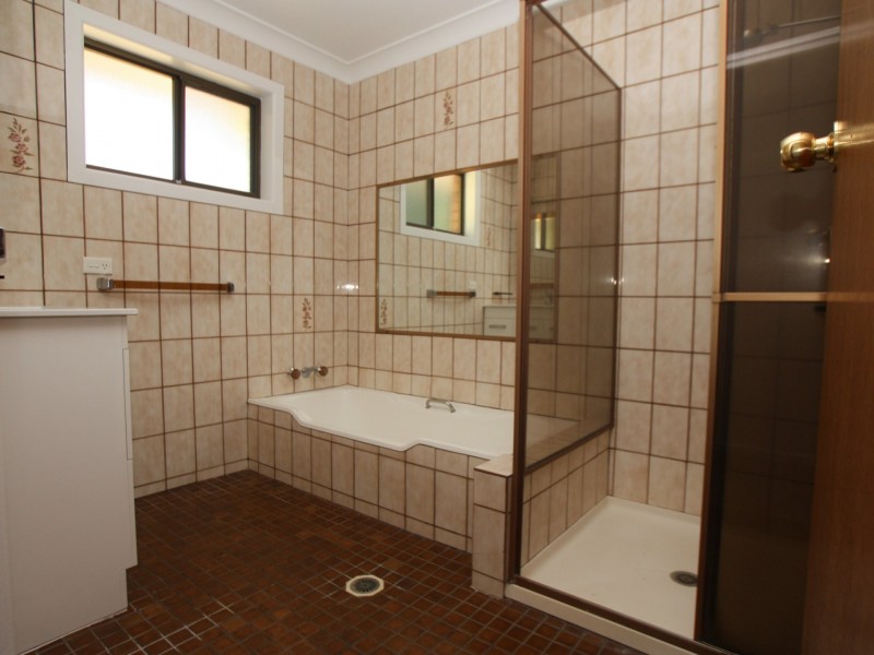 140 Balemo Drive, Ocean Shores NSW 2483