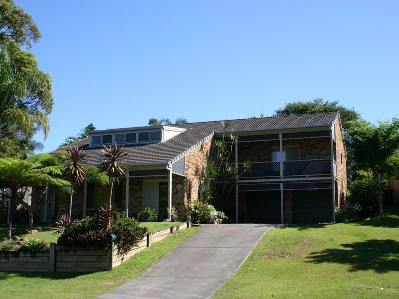 61 Balemo Drive, Ocean Shores NSW 2483