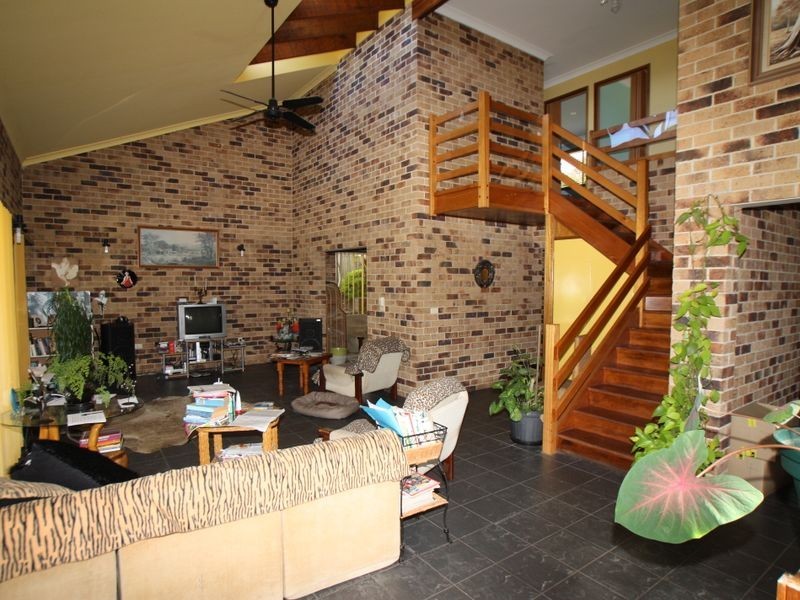61 Balemo Drive, Ocean Shores NSW 2483