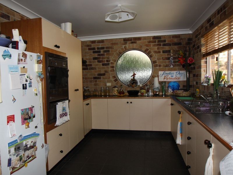 61 Balemo Drive, Ocean Shores NSW 2483