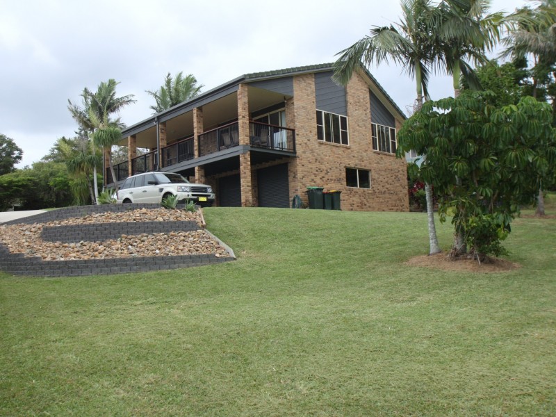14 Yallakool Drive, Ocean Shores NSW 2483