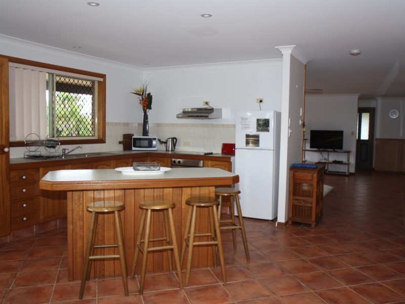 14 Yallakool Drive, Ocean Shores NSW 2483