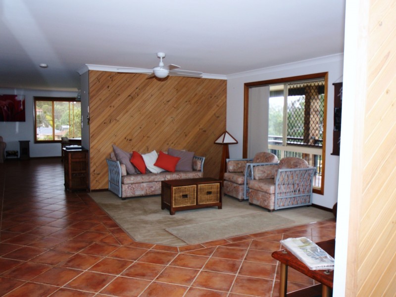 14 Yallakool Drive, Ocean Shores NSW 2483