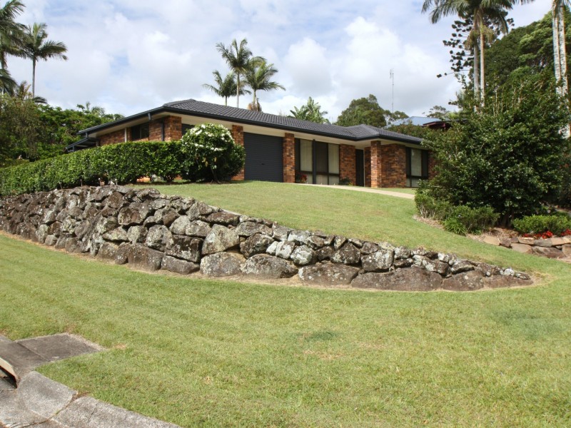 2 Nargoon Court, Ocean Shores NSW 2483