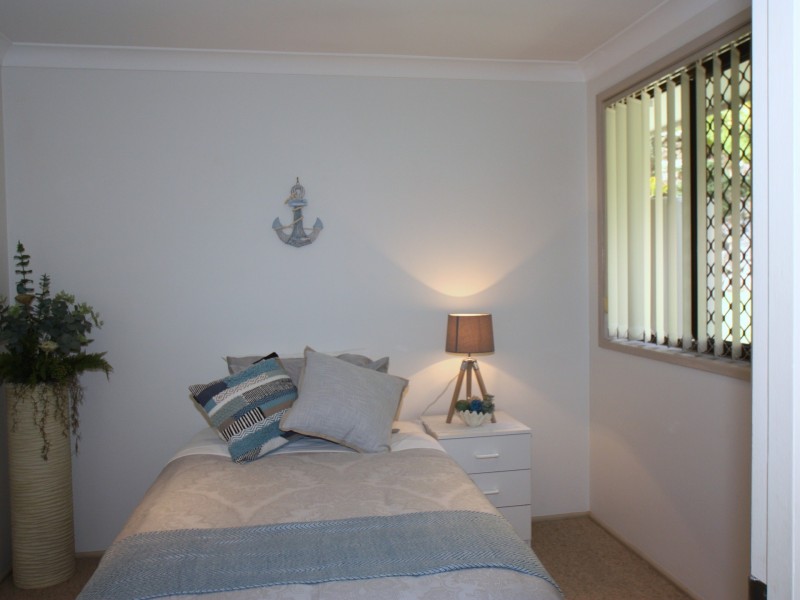 2 Nargoon Court, Ocean Shores NSW 2483