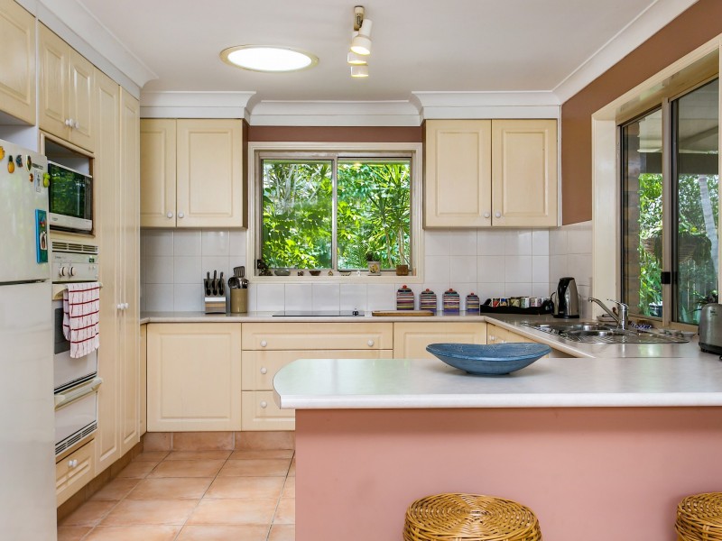 167 Shara Boulevarde, Ocean Shores NSW 2483
