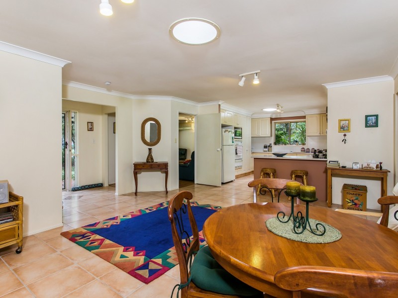 167 Shara Boulevarde, Ocean Shores NSW 2483