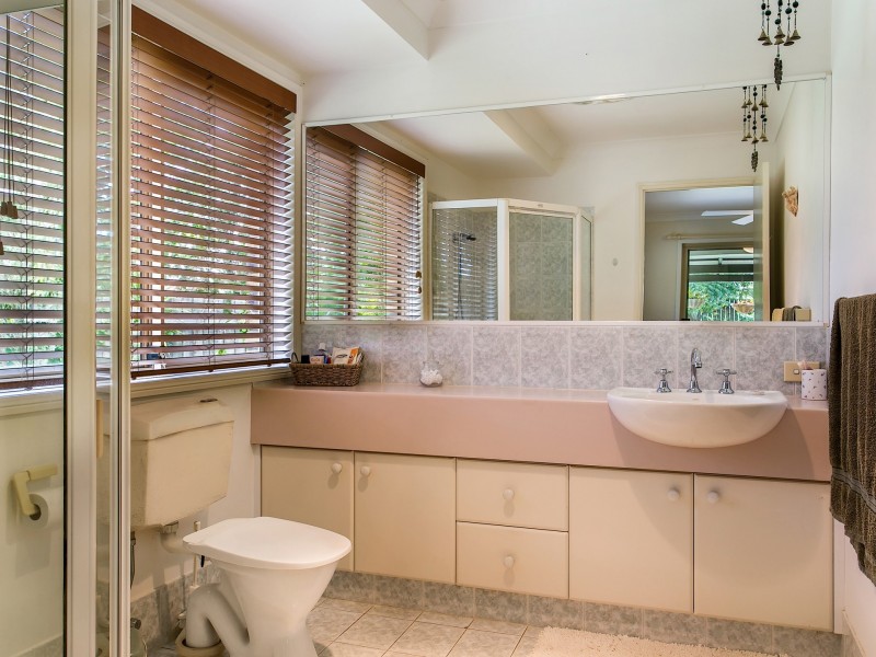 167 Shara Boulevarde, Ocean Shores NSW 2483