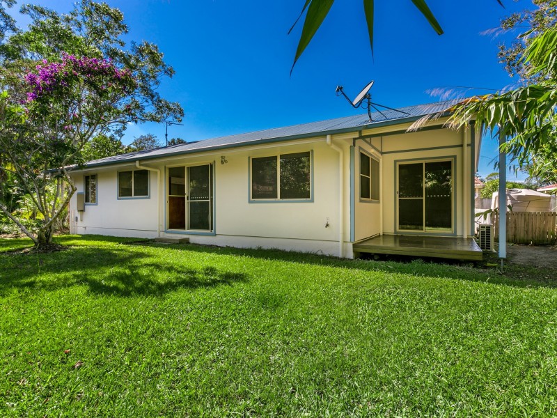 5A Aloota Crescent, Ocean Shores NSW 2483