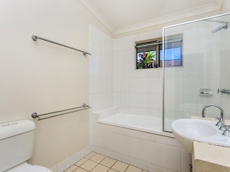 5A Aloota Crescent, Ocean Shores NSW 2483