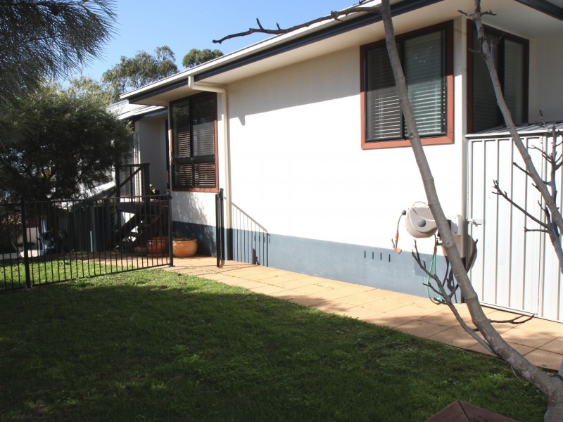 1/25 Yalla Kool Drive, Ocean Shores NSW 2483