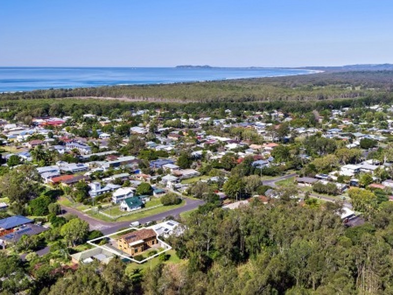 2 Newberry Parade, Brunswick Heads NSW 2483
