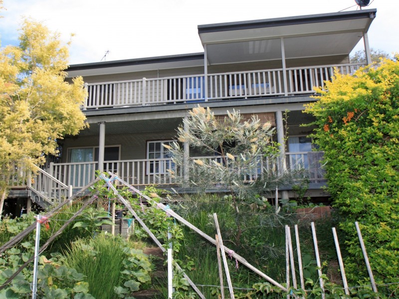 10 Warrambool Rd, Ocean Shores NSW 2483