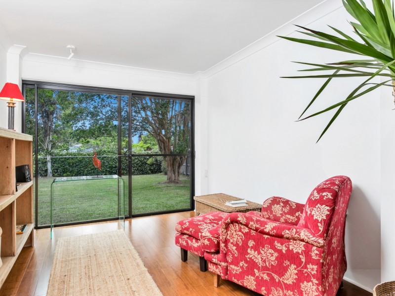 32 Coomburra Crescent, Ocean Shores NSW 2483