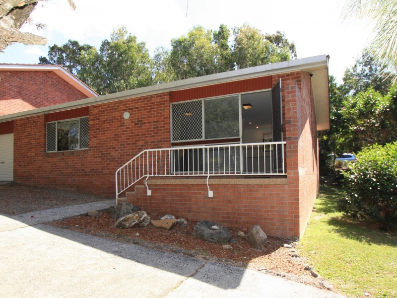 1/79 Rajah Rd, Ocean Shores NSW 2483