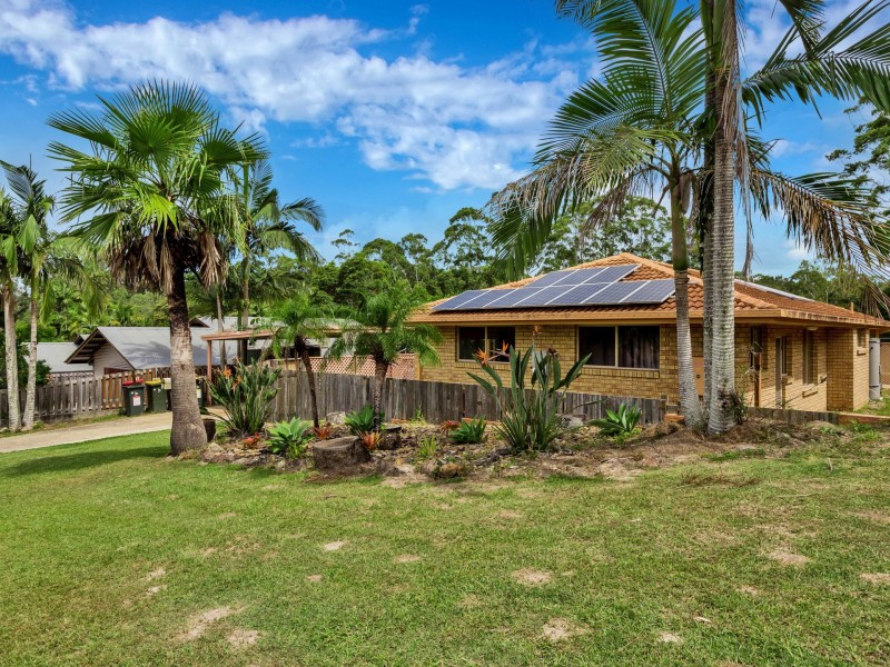 2 Banool Circuit, Ocean Shores NSW 2483