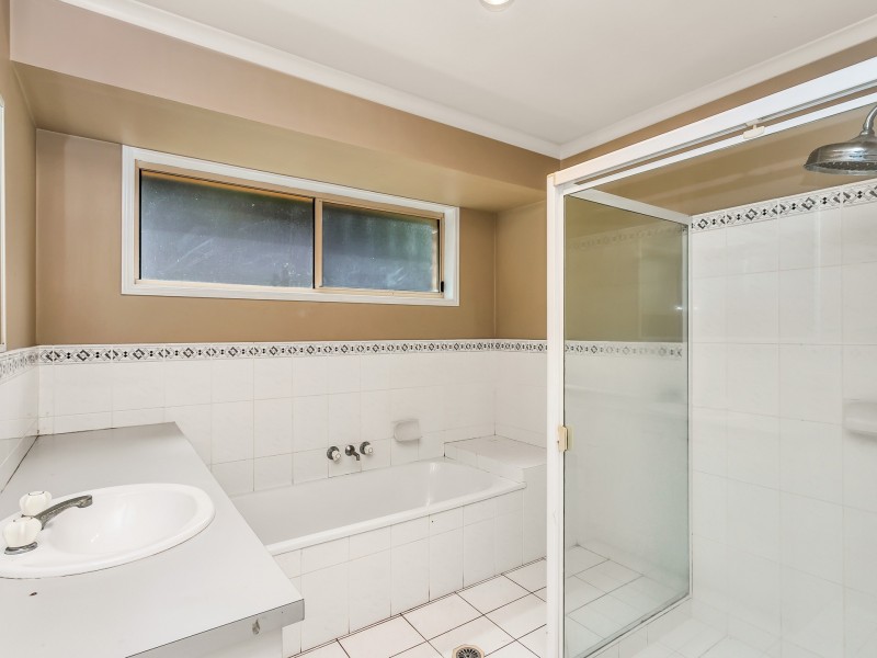 2 Banool Circuit, Ocean Shores NSW 2483