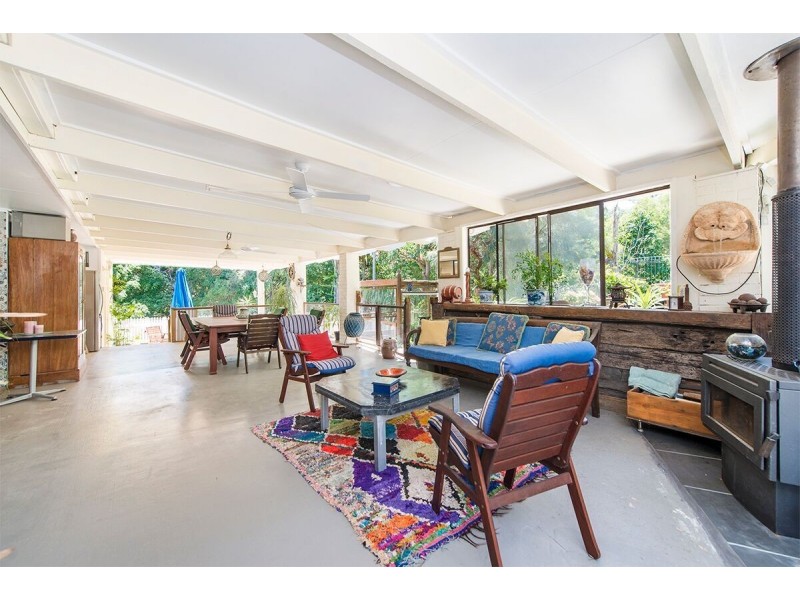 7 Rajah Road, Ocean Shores NSW 2483