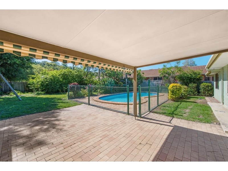 39 Balemo Drive, Ocean Shores NSW 2483