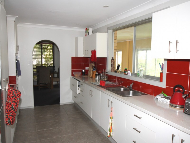 41 Yallakool Drive, Ocean Shores NSW 2483