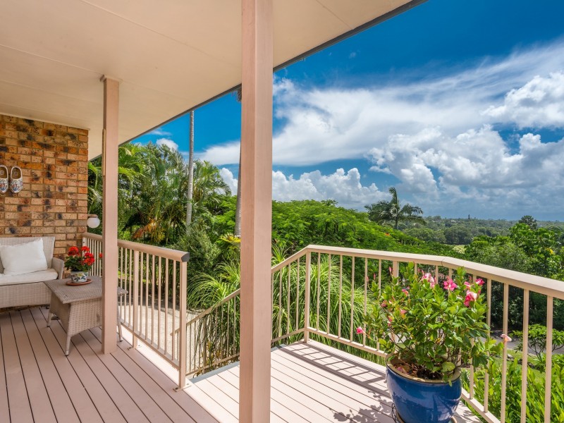 27 Yamble Drive, Ocean Shores NSW 2483