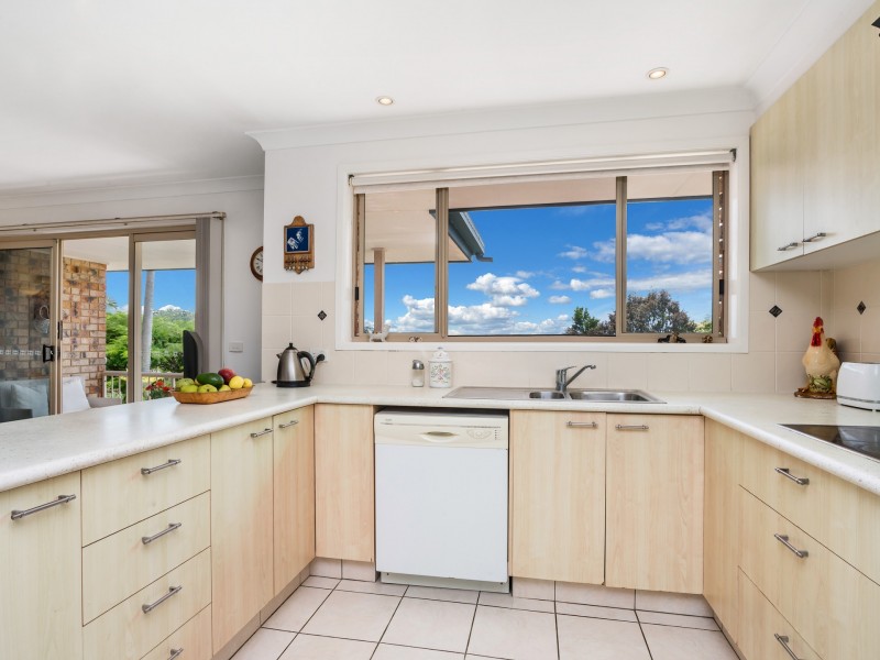 27 Yamble Drive, Ocean Shores NSW 2483