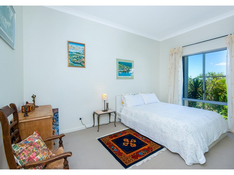 21 Palmer Avenue, Ocean Shores NSW 2483