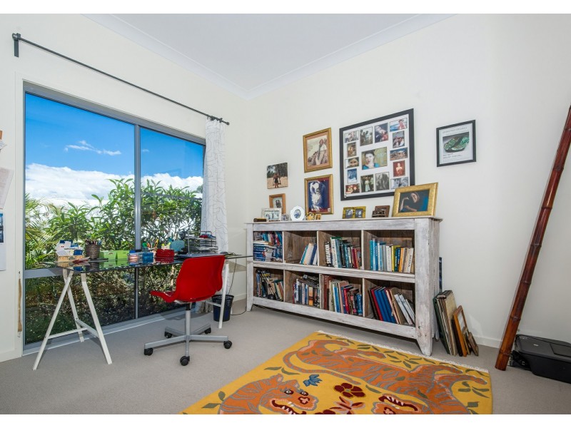 21 Palmer Avenue, Ocean Shores NSW 2483