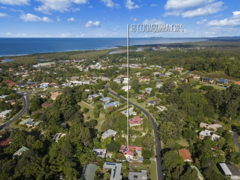 18 Coomburra Crescent, Ocean Shores NSW 2483