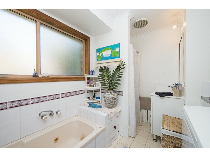 44 Gloria Street, South Golden Beach NSW 2483