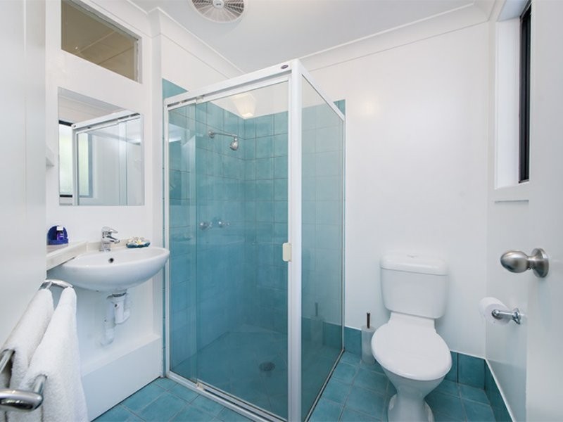 15 Mundurra Avenue, Ocean Shores NSW 2483