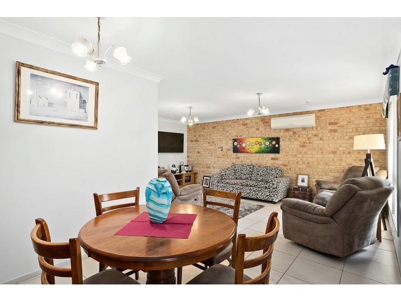 25 Natan Court, Ocean Shores NSW 2483