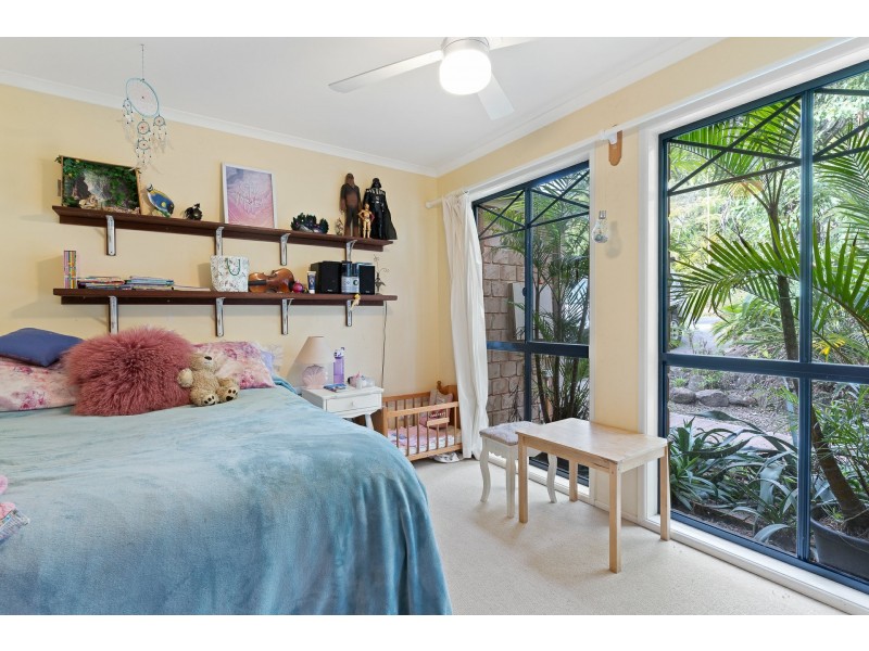 38 Yamble Drive, Ocean Shores NSW 2483