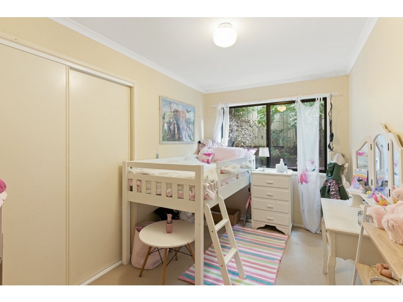 38 Yamble Drive, Ocean Shores NSW 2483