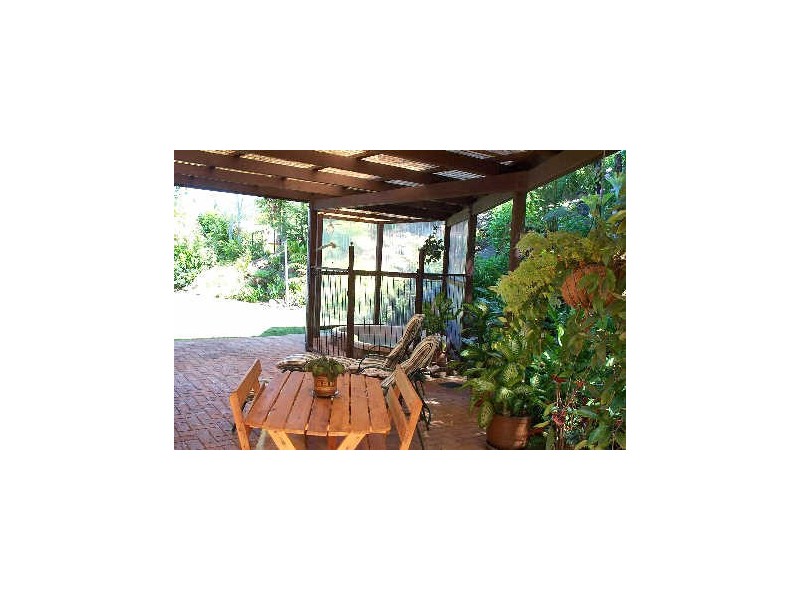 2A Wilpy Place, Ocean Shores NSW 2483