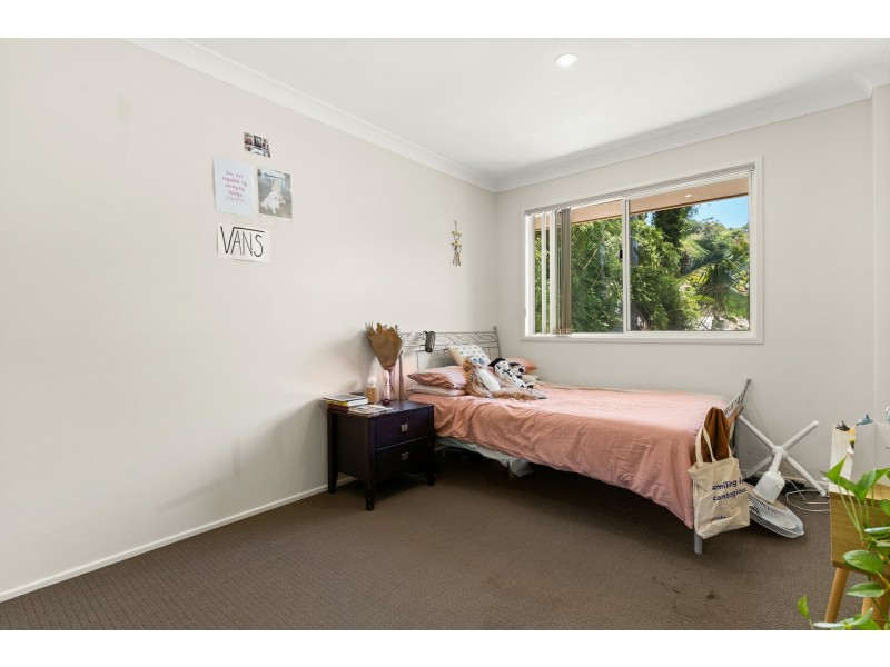 19 Glendale Crescent, Ocean Shores NSW 2483