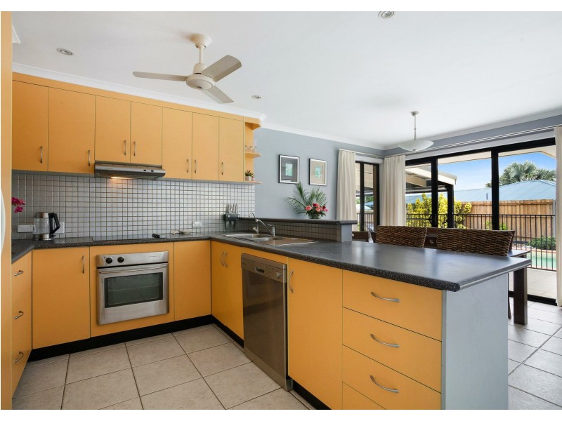 26E Coomburra Crescent, Ocean Shores NSW 2483