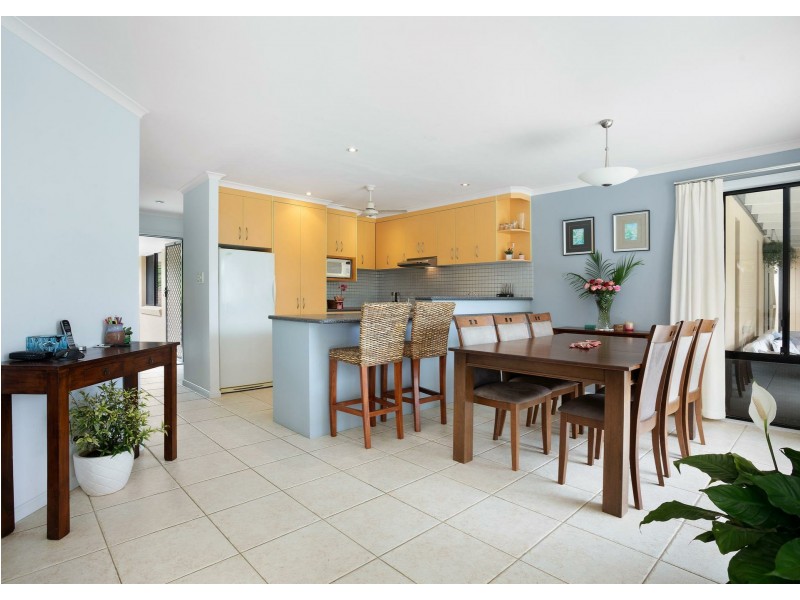 26E Coomburra Crescent, Ocean Shores NSW 2483