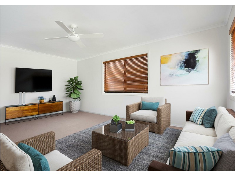 26E Coomburra Crescent, Ocean Shores NSW 2483